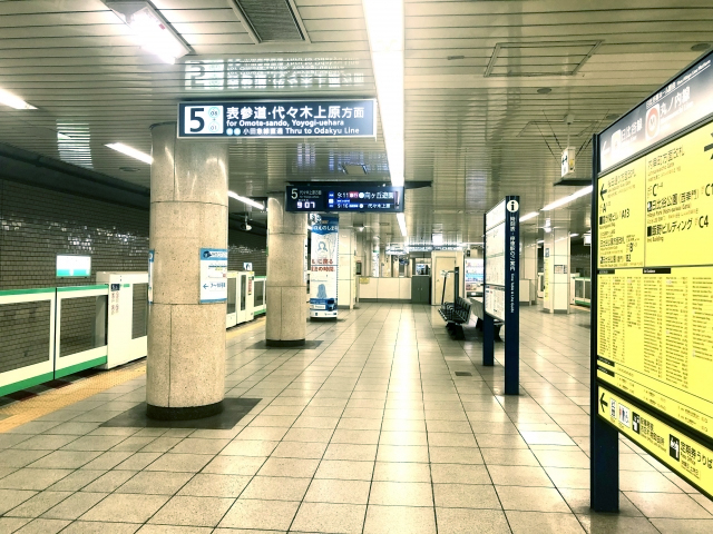 東京メトロ千代田線